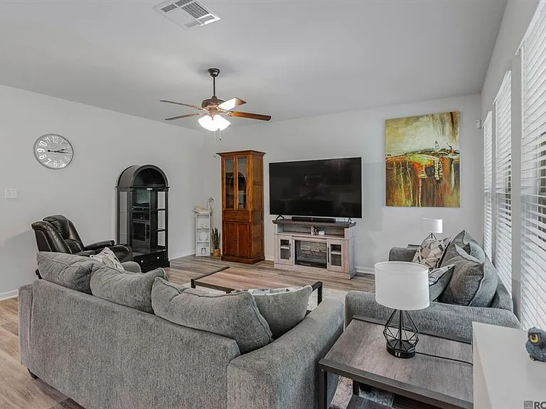 39110 Forestwood Ave — Photo 7