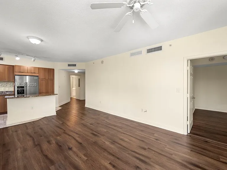 510 NW 84th Ave #223 — Photo 8