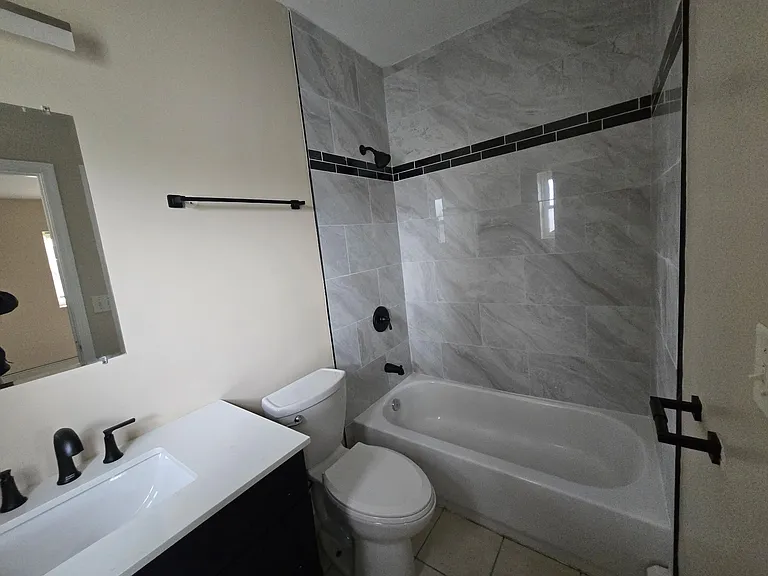 701 E Maple Ave #A — Photo 6