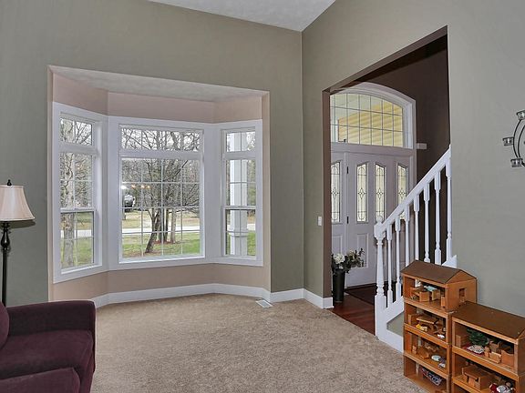 3rd image of 3103 Angelwood Dr