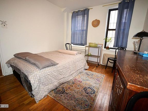 4th image of 1628 2nd Ave APT 3E