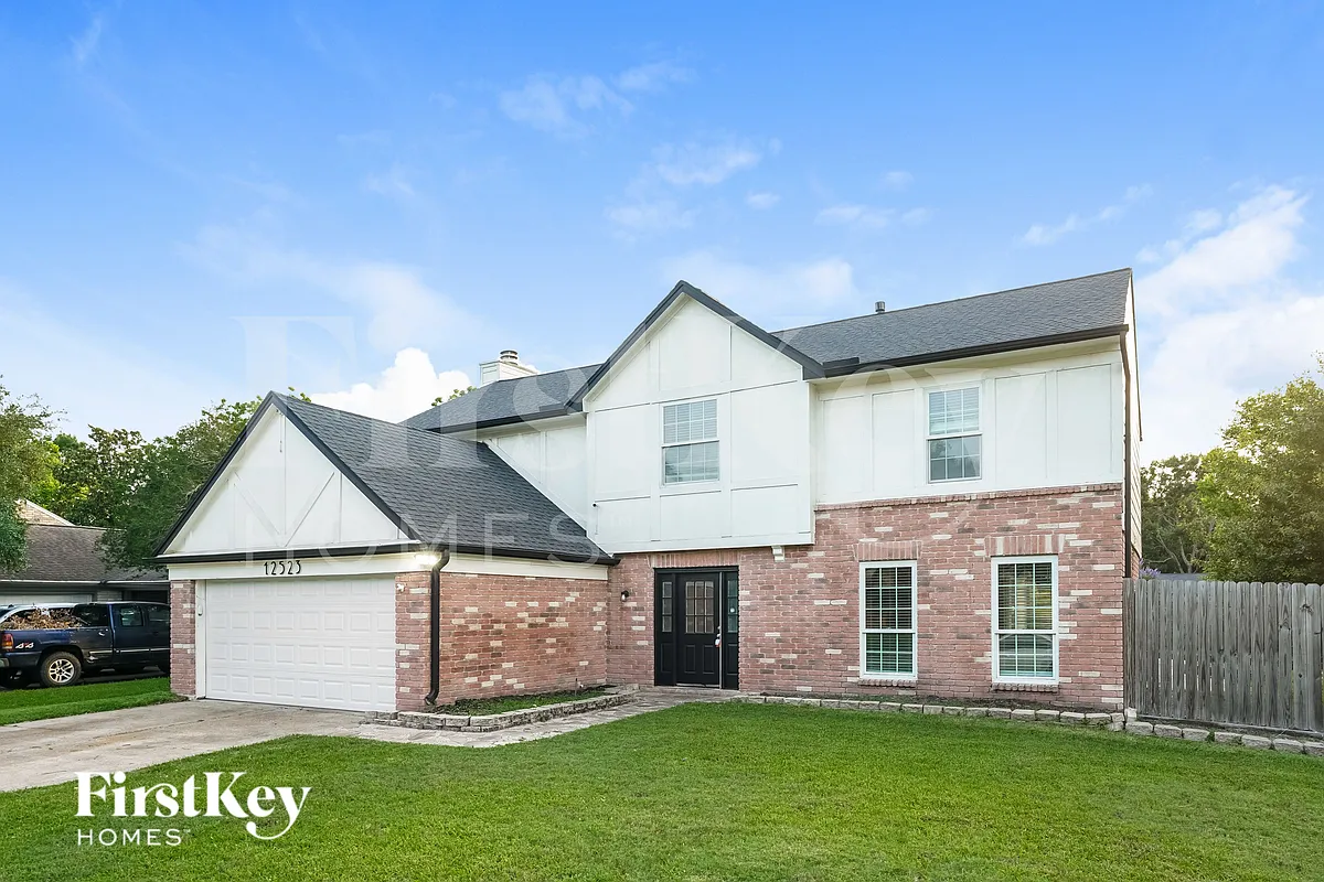 Building Photo - 12523 Mill Ridge Dr