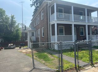 8 Horace St #1, Bridgeport, CT 06610