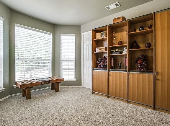 5th image of 256 Willowlake Dr