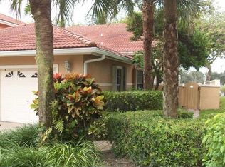 4105 Carriage Dr APT J4, Pompano Beach, FL 33069