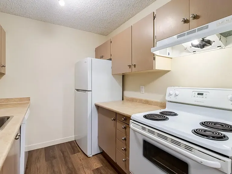 505 56th Ave SW #215 — Photo 28