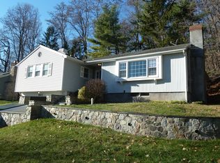 641 W Shore Trl, Sparta, NJ 07871