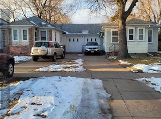 108-110 E 8th St, Grand Island, NE 68801