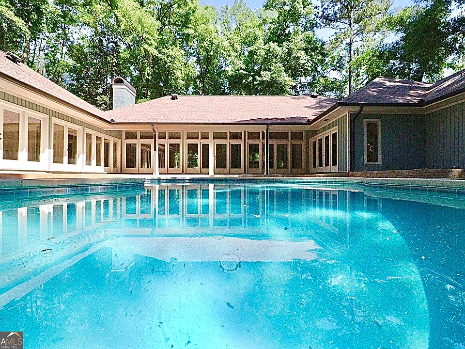 1st image of 3338 Plantation Dr
