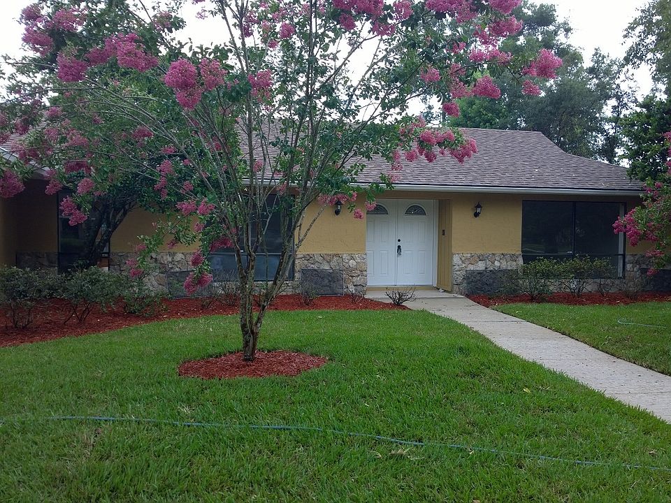 1st image of 553 Woodview Dr