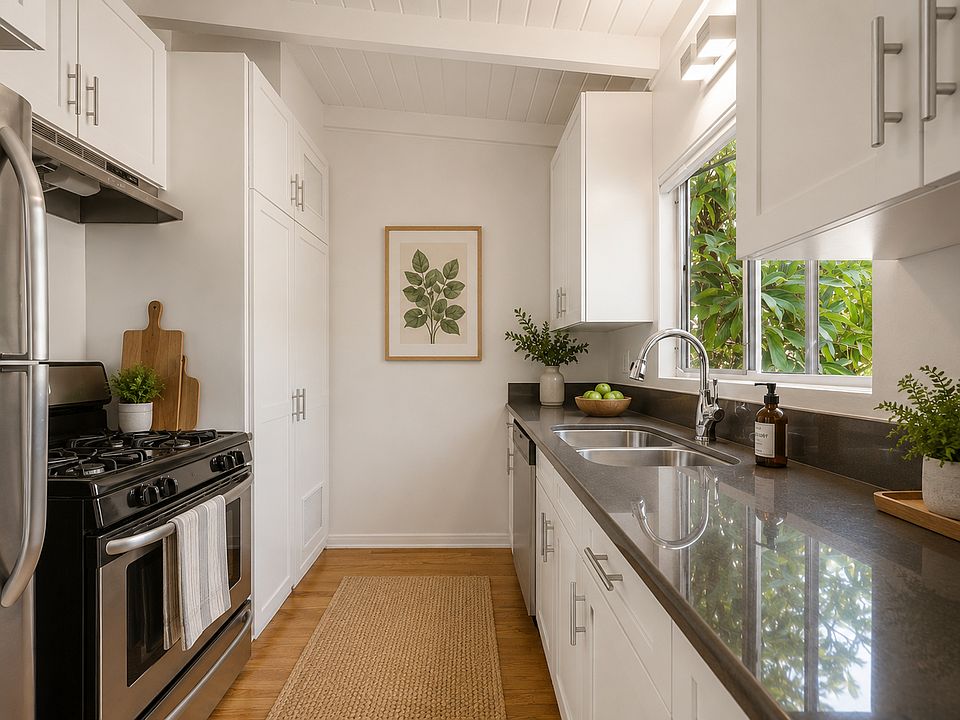 1st image of 608 San Vicente Blvd #26