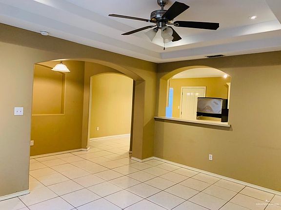 3rd image of 1304 Acme Ln #4