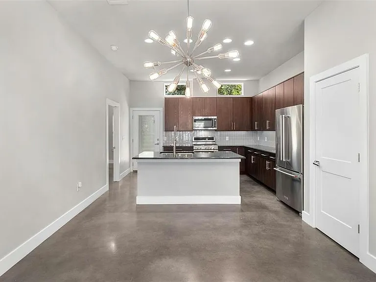 3905 Clawson Rd #7 — Photo 7