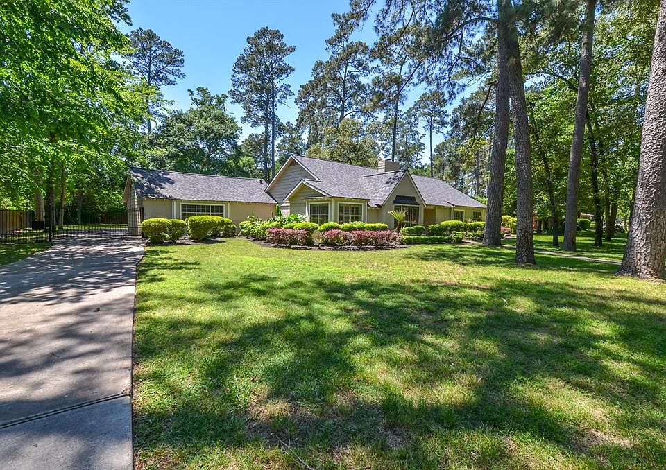 1st image of 12011 Meadowview Dr