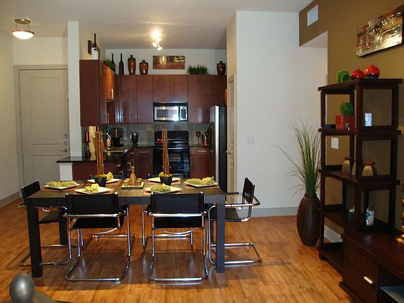 4th image of 2929 Wycliff Ave APT 2227