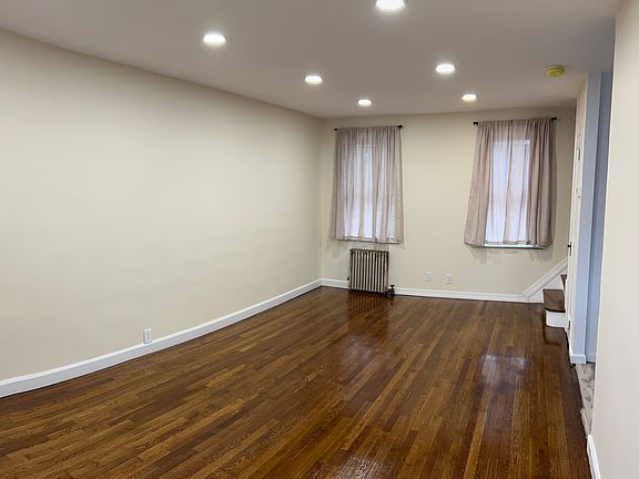 2nd image of 95 Chandler Ave