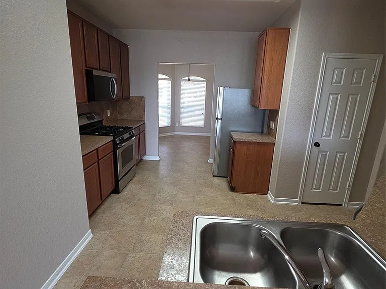 11507 Baldwin Spruce Trl — Photo 9