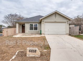 6858 Celes Meadow Dr, Converse, TX 78109