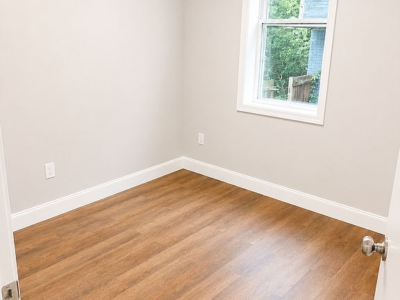 5th image of 418 N Mechanic St #1C