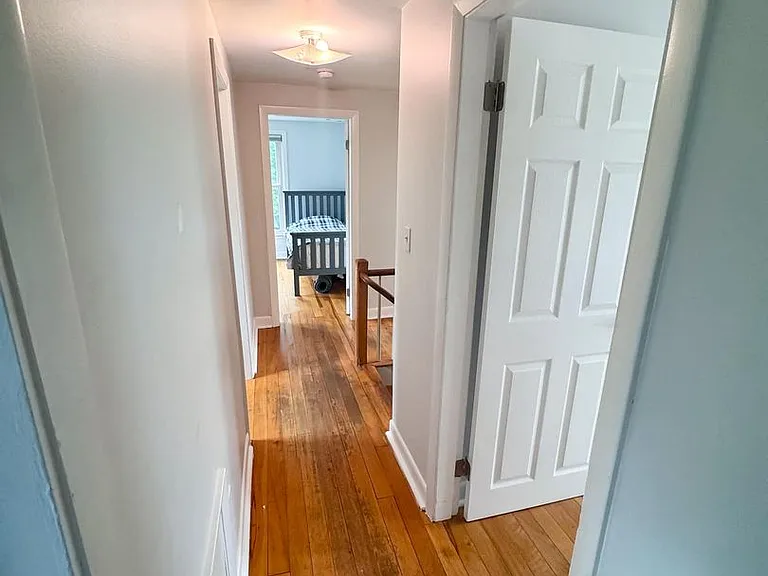 114 Columbia Ave — Photo 15