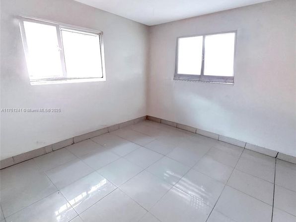 miami-florida-43807969 picture