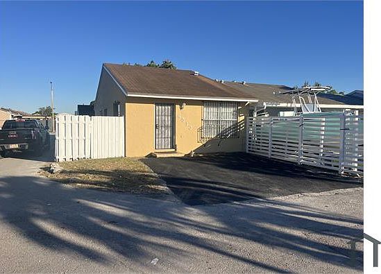 5th image of 4513 NW 185th St