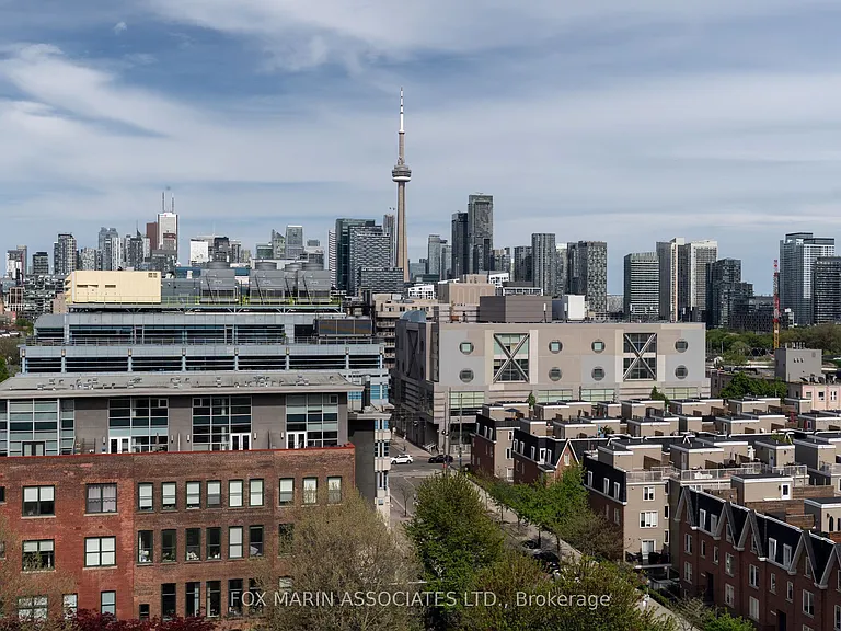 1005 King St W #207 — Photo 30