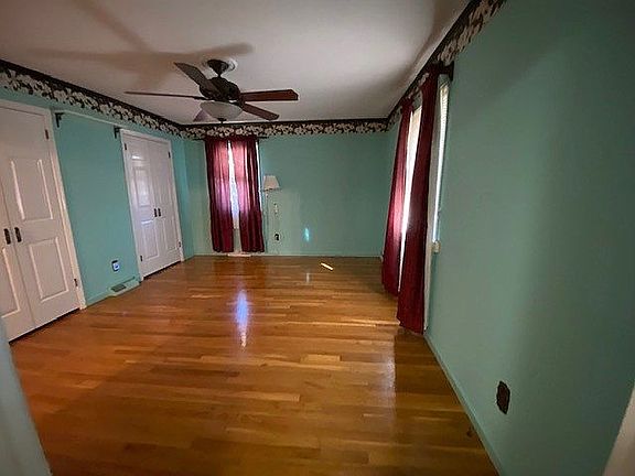 Master Bedroom Picture 1