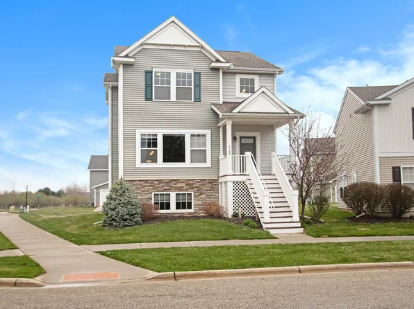 2088 Kensington Park Cir, Holland, MI 49423