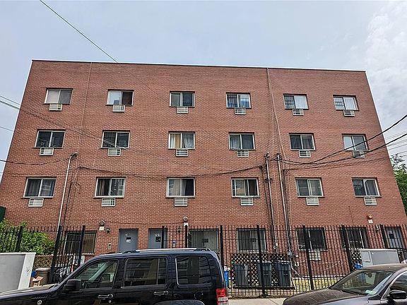 5th image of 719 E 212th St APT 1