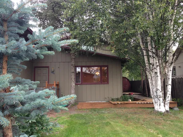 2020 Paxson Dr, Anchorage, AK 99504