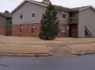 233 Chalmette Dr APT D, Norman, OK 73071