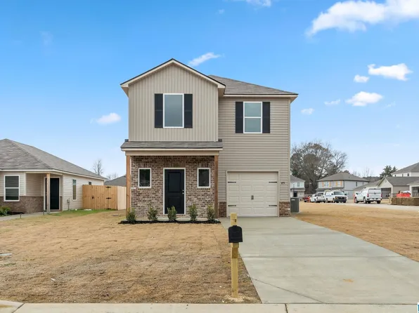 235 Jemison Trails Dr, Jemison, AL 35085