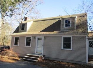 301 Mendall Rd, Acushnet, MA 02743