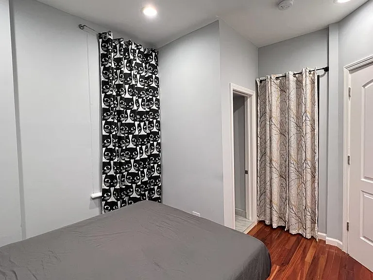 1915 S Loomis St #3 — Photo 8