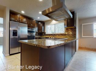 10408 Eden Dr NE, Albuquerque, NM 87112