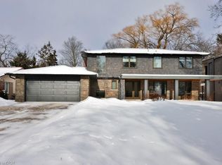 1355 Gatehouse Dr, Mississauga, ON L5H 1A6