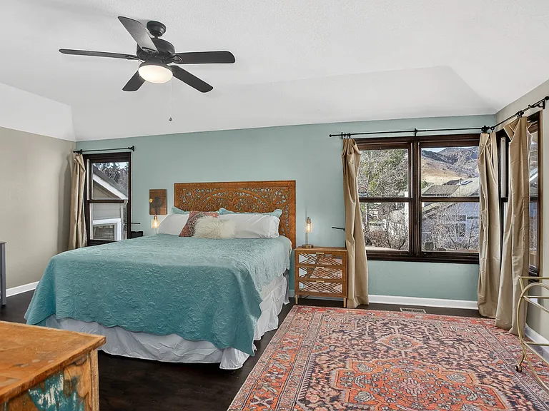 13 Mesa Oak — Photo 11