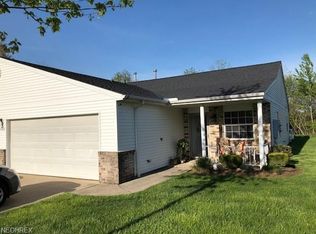 752 N Creek Dr, Painesville, OH 44077
