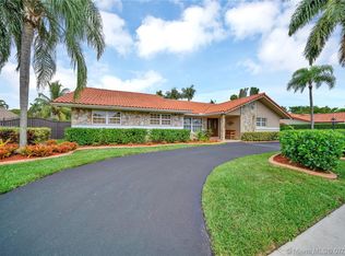 9690 SW 122nd Ave, Miami, FL 33186