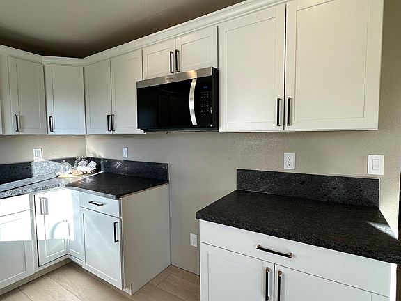 5th image of 6237 Claus Rd