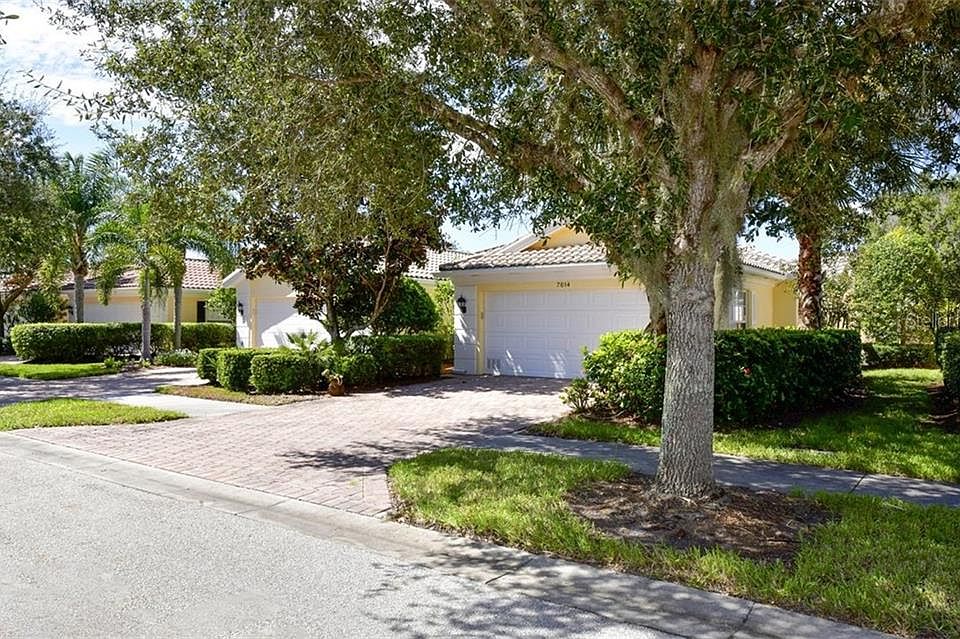 1st image of 7614 Pesaro Dr