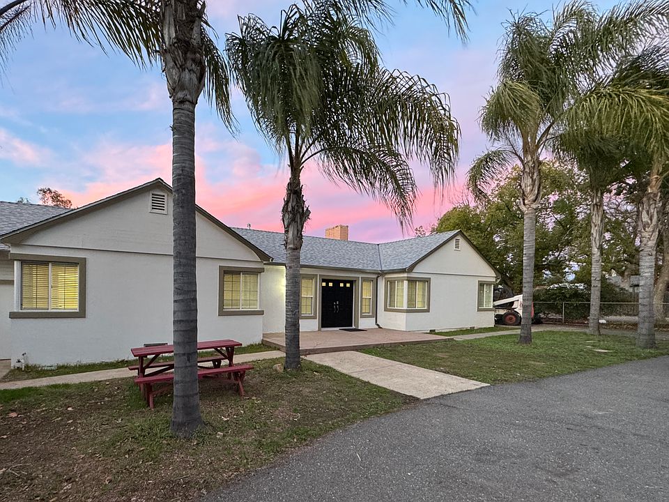 1st image of 9487 Vallejo Dr