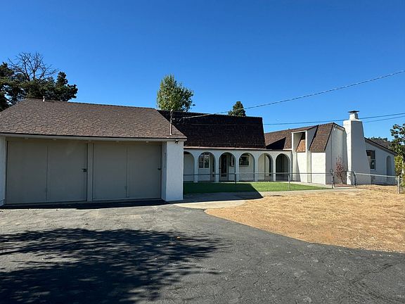 2nd image of 1719 Milton Manor Dr