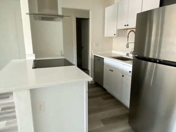 5220 California Ave SW APT 21