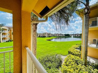 241 SW Palm Dr APT 202, Port Saint Lucie, FL 34986