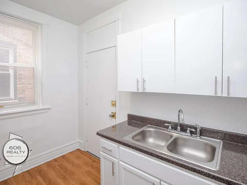 Marquette Park Apartment!