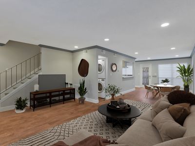 7861 Meadow Park Dr, Dallas, TX, 75230