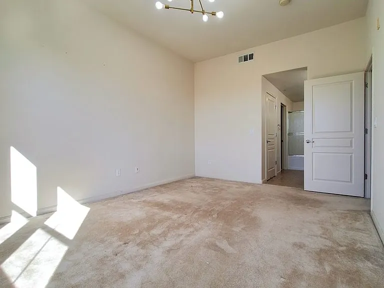 1883 Agnew Rd #304 — Photo 22