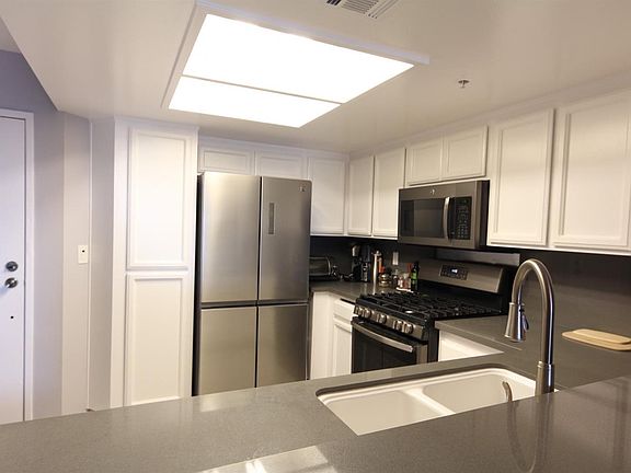 5th image of 4755 Templeton St APT 2116